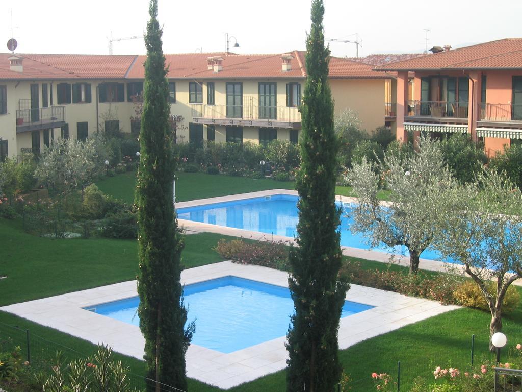Casa Vacanze Serraglie Raffa Luaran gambar