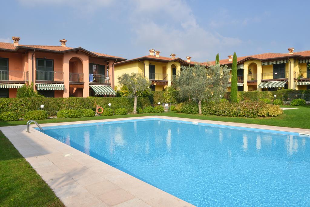 Casa Vacanze Serraglie Raffa Luaran gambar