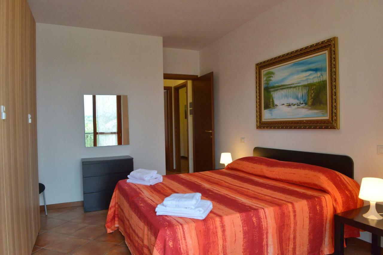 Casa Vacanze Serraglie Raffa Luaran gambar